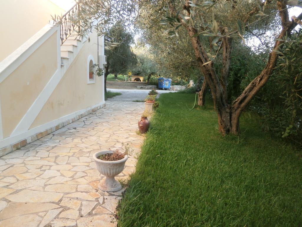 Kavos Psarou Studios & Apartments エクステリア 写真