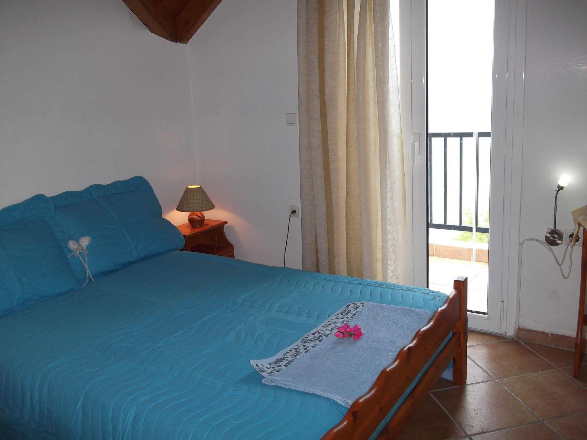 Kavos Psarou Studios & Apartments エクステリア 写真